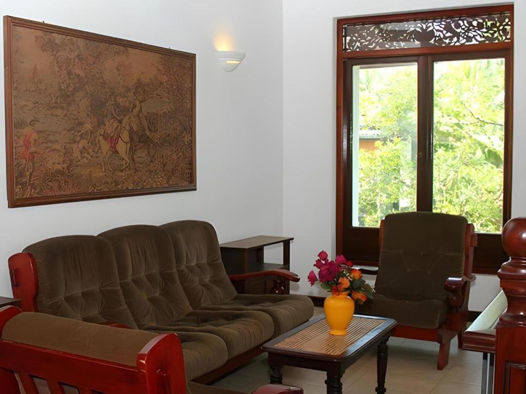 The Mgs Hotel Elpitiya  Eksteriør billede