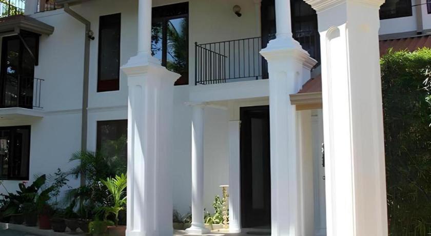 The Mgs Hotel Elpitiya  Eksteriør billede