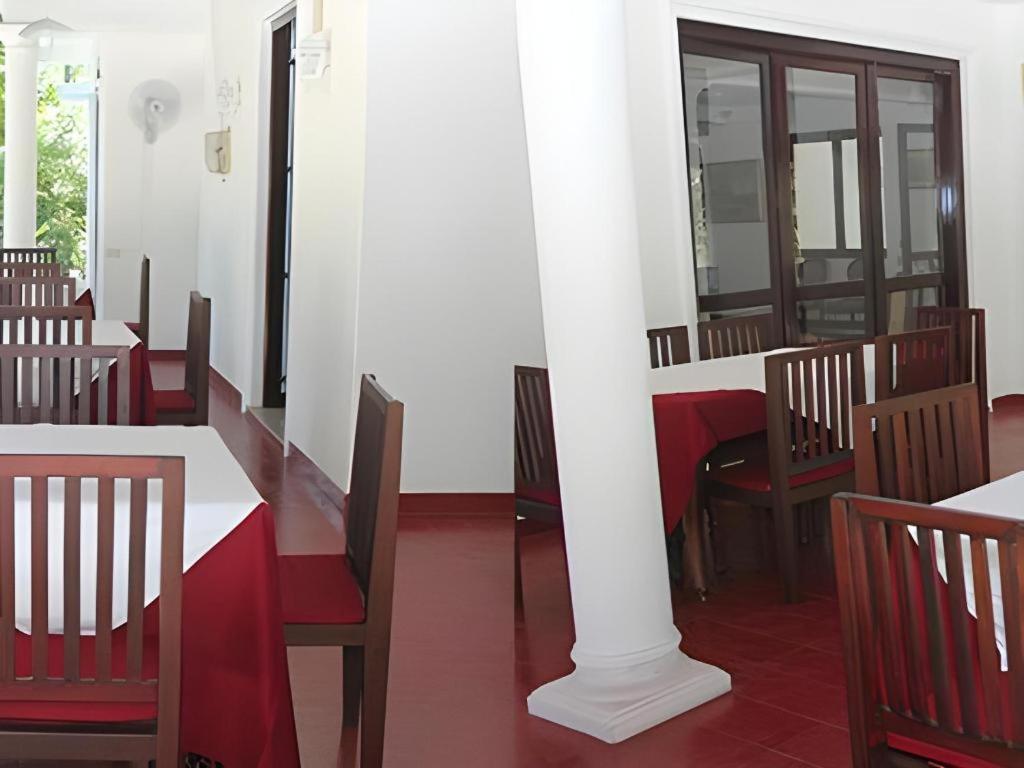 The Mgs Hotel Elpitiya  Eksteriør billede