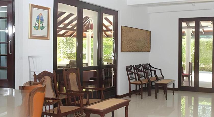 The Mgs Hotel Elpitiya  Eksteriør billede