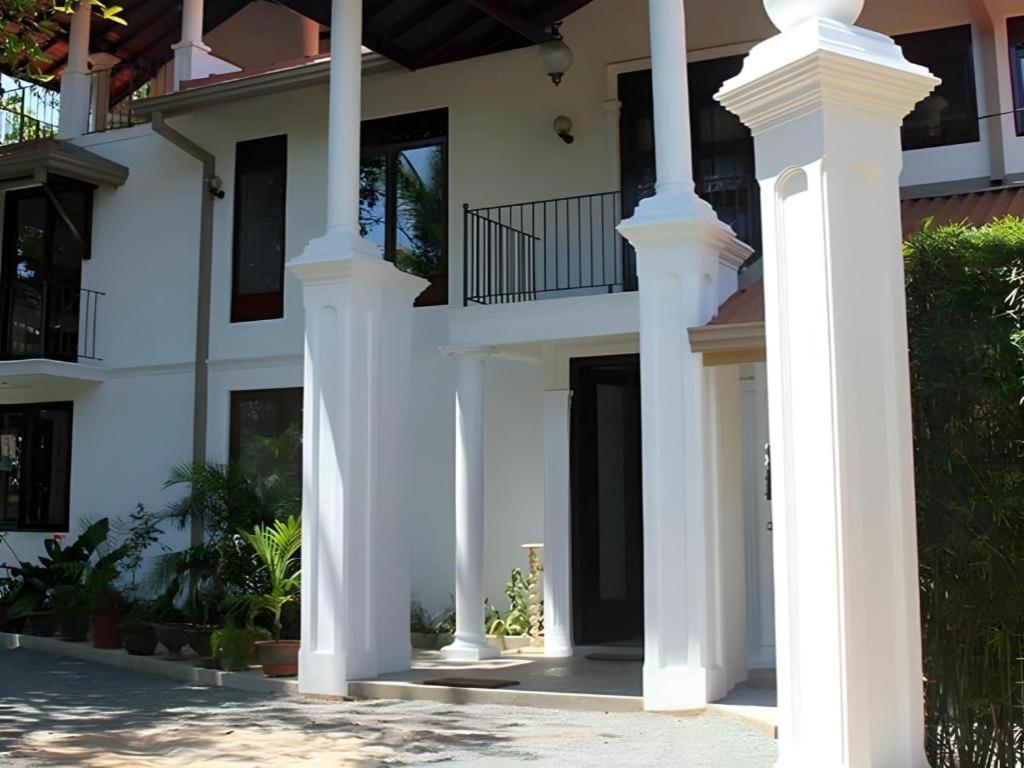 The Mgs Hotel Elpitiya  Eksteriør billede