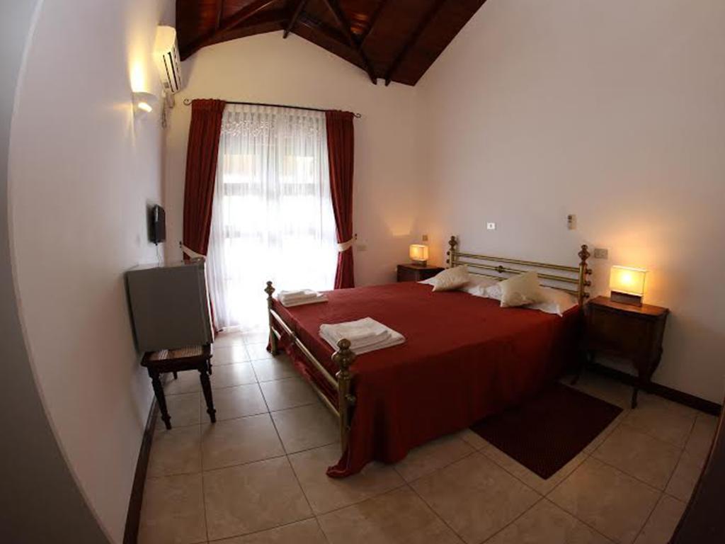 The Mgs Hotel Elpitiya  Eksteriør billede
